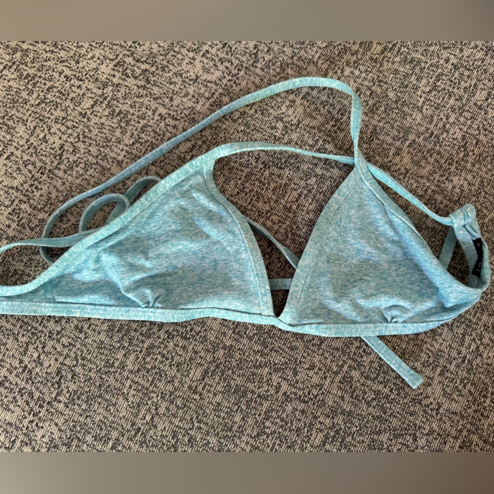 Jolyn triangle top